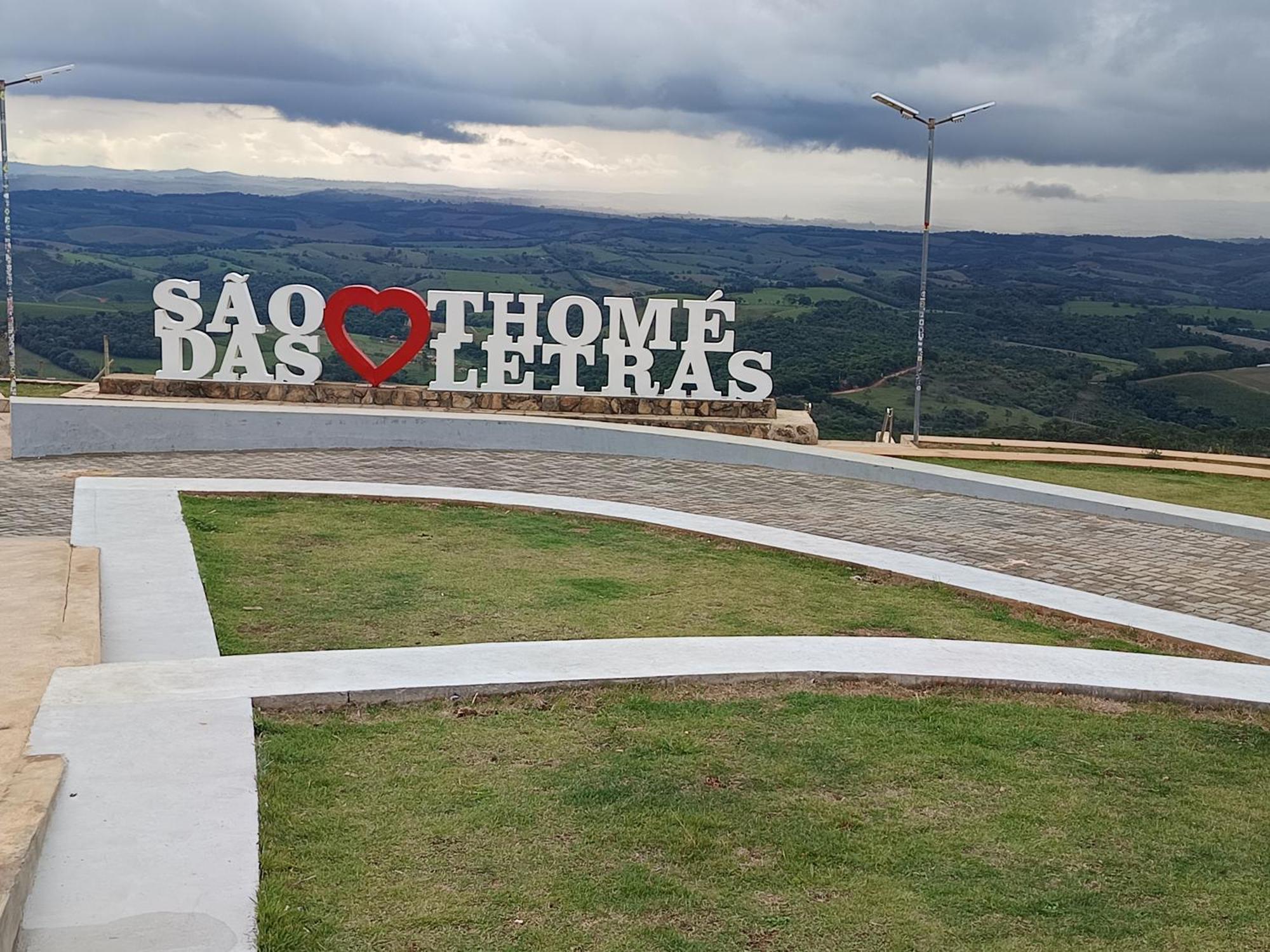 Suites Montanha Das Letras São Tomé das Letras Rum bild
